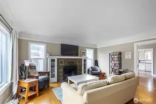 5755 25th Ave NE, Seattle, WA 98105 - Photo 5