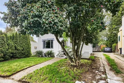 5755 25th Avenue NE, Seattle, WA 98105 - Photo 3