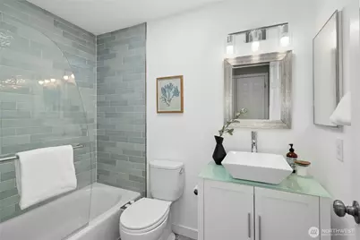 7214 NE 155th Street, Kenmore, WA 98028 - Photo 21