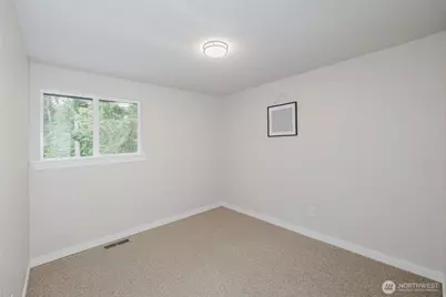 3827 Roosevelt Street NE, Bremerton, WA 98311 - Photo 21