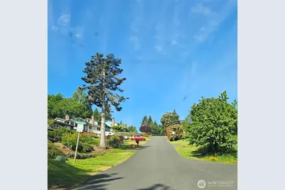 3827 Roosevelt Street NE, Bremerton, WA 98311 - Photo 5