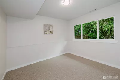 3827 Roosevelt Street NE, Bremerton, WA 98311 - Photo 25