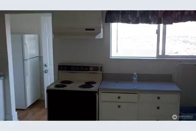 617 S 17th Street, Tacoma, WA 98504 - Photo 13