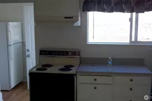 617 S 17th St, Tacoma, WA 98504 - Photo 13