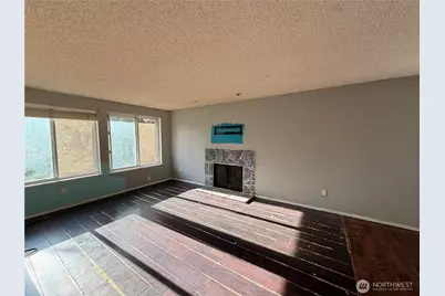 16112 68th Avenue Ct E, Puyallup, WA 98375 - Photo 3