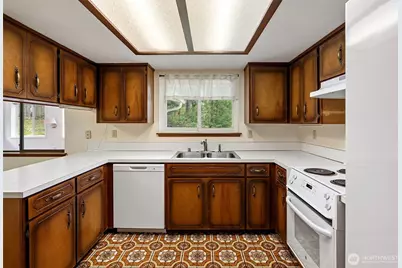 4404 68th Street Ct NW, Gig Harbor, WA 98335 - Photo 3