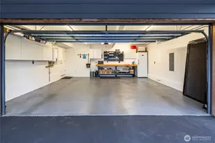 2137 NW 98th St, Seattle, WA 98117 - Photo 37