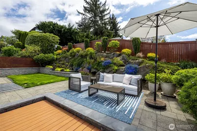 2137 NW 98th Street, Seattle, WA 98117 - Photo 15