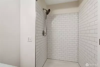 13227 35th Avenue NE #1, Seattle, WA 98125 - Photo 17