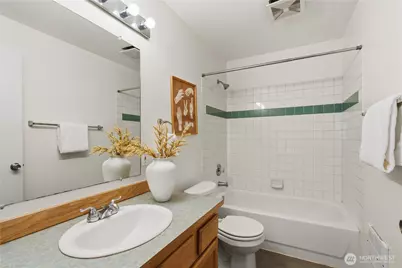 13227 35th Avenue NE #1, Seattle, WA 98125 - Photo 21