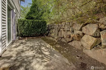 1601 NE Katsura Street #501, Issaquah, WA 98029 - Photo 25