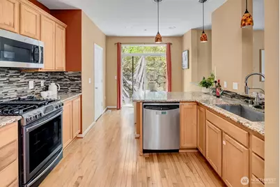 1601 NE Katsura Street #501, Issaquah, WA 98029 - Photo 9