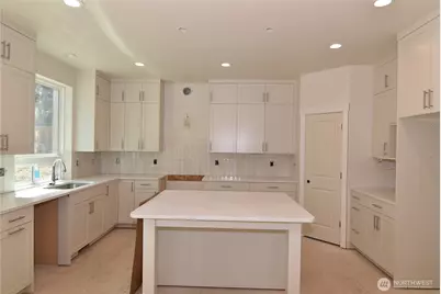 1130 Whidbey Street, Bellingham, WA 98229 - Photo 5