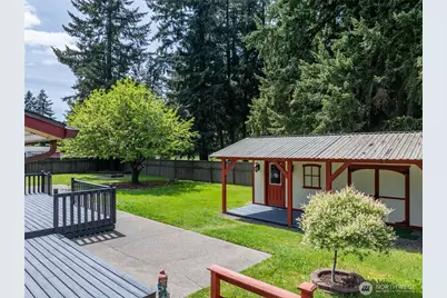 19147 Loganberry Street SW, Rochester, WA 98579 - Photo 5