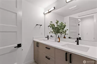 1706 A N 47th Street, Seattle, WA 98103 - Photo 25
