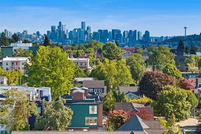 1706 A N 47th Street, Seattle, WA 98103 - Photo 3