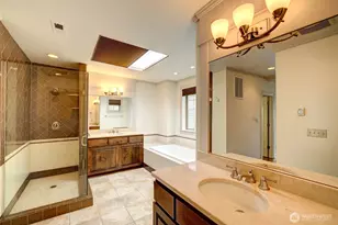 505 W Olympic Pl, Seattle, WA 98119 - Photo 15