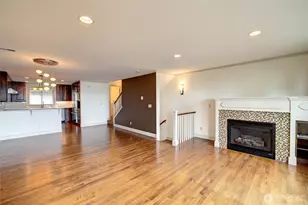 505 W Olympic Pl, Seattle, WA 98119 - Photo 5