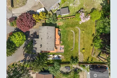 12813 Military Road E, Puyallup, WA 98374 - Photo 37