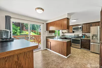 12813 Military Road E, Puyallup, WA 98374 - Photo 19