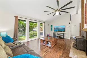 12813 Military Rd E, Puyallup, WA 98374 - Photo 15
