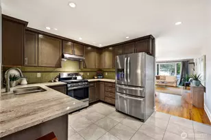 6225 29th Ave NE, Seattle, WA 98115 - Photo 9