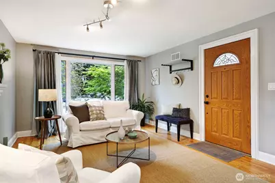 6225 29th Avenue NE, Seattle, WA 98115 - Photo 5