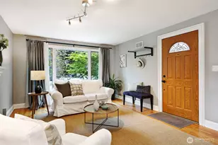 6225 29th Ave NE, Seattle, WA 98115 - Photo 5