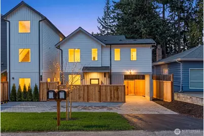 11013 Goodwin Way NE, Seattle, WA 98125 - Photo 25