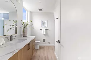 8863 Midvale Ave N, Seattle, WA 98103 - Photo 21