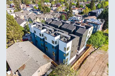 8863 Midvale Avenue N #E, Seattle, WA 98103 - Photo 35