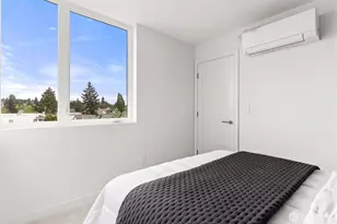 8863 Midvale Ave N, Seattle, WA 98103 - Photo 25