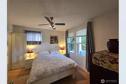 1215 Burwell Street, Bremerton, WA 98337 - Photo 29