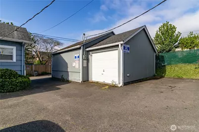 1215 Burwell Street, Bremerton, WA 98337 - Photo 37