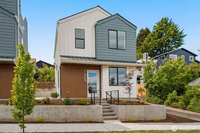7405 Dayton Avenue N, Seattle, WA 98103 - Photo 1