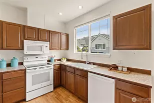1125 63rd St SE, Auburn, WA 98092 - Photo 9