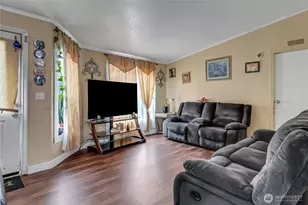 7502 189th Ave Ct E, Puyallup, WA 98375 - Photo 5