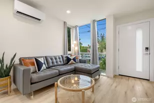 1645 22nd Ave, Seattle, WA 98122 - Photo 3