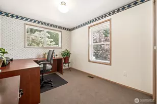 3122 Hollywood Dr NE, Olympia, WA 98516 - Photo 11