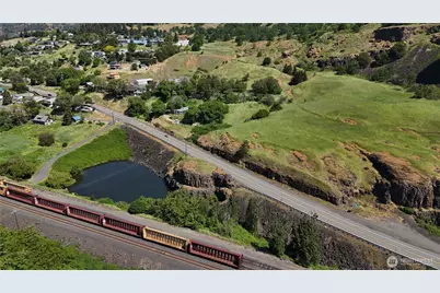212025870 Lewis and Clark Highway, Lyle, WA 98635 - Photo 9