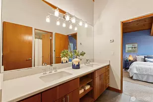 2506 N 38th St, Seattle, WA 98103 - Photo 25