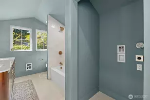 909 32nd Ave S, Seattle, WA 98144 - Photo 33