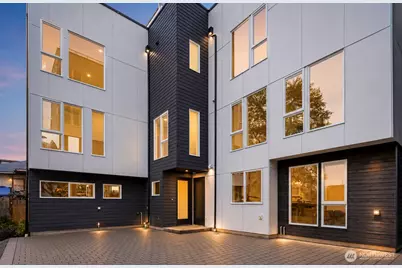 4425 Fremont Avenue N #A, Seattle, WA 98103 - Photo 1
