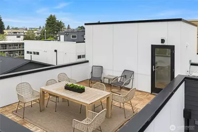 4425 Fremont Avenue N #A, Seattle, WA 98103 - Photo 19