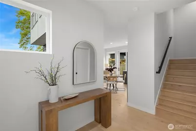 4425 Fremont Avenue N #A, Seattle, WA 98103 - Photo 3