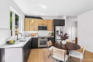 4425 Fremont Ave N, Seattle, WA 98103 - Photo 7