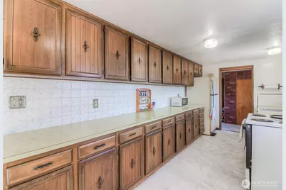 11704 Gilbert Road, Yakima, WA 98903 - Photo 11