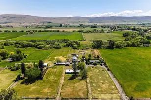 11704 Gilbert Rd, Yakima, WA 98903 - Photo 3