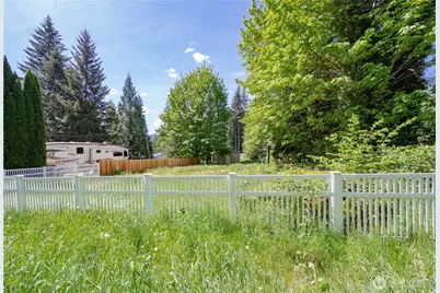 7945 Santa Fe Trail, Maple Falls, WA 98266 - Photo 3