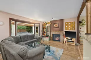 904 214th Pl SW, Lynnwood, WA 98036 - Photo 3